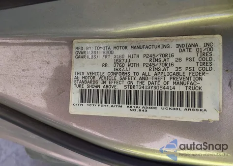 2000 Toyota Tundra Sr5 V8 z USA, uszkodzony, nr VIN 5TBRT3413YS054414